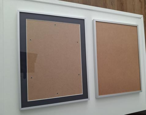 2 foto-wissellijsten met aluminium lijst