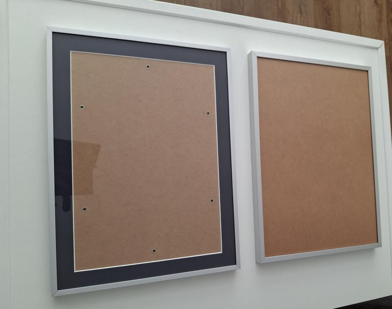 2 foto-wissellijsten met aluminium lijst