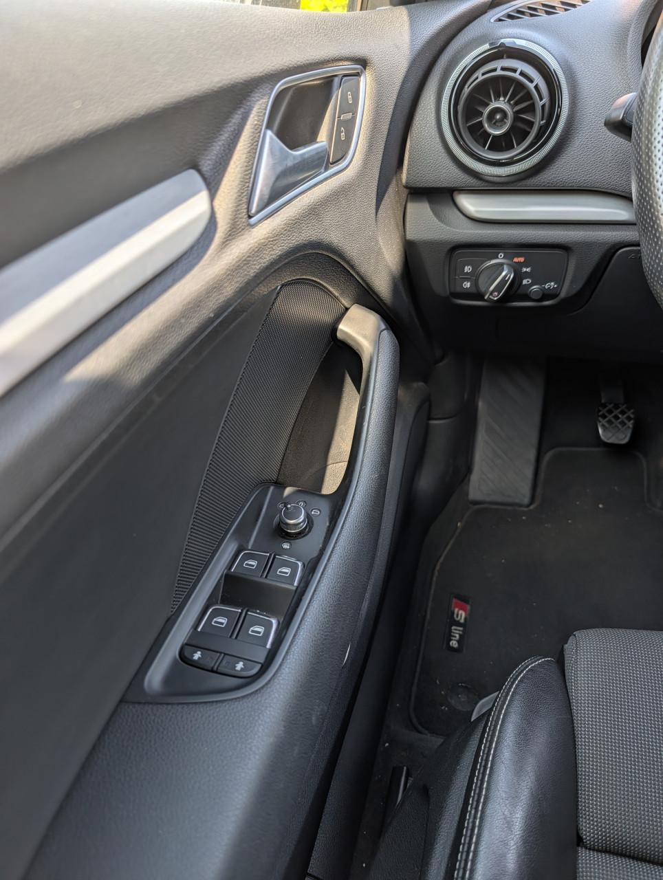 Audi A3 Sportback 1.2 TFSI Ambition S line | Navi | Xenon | Stoelverwarming