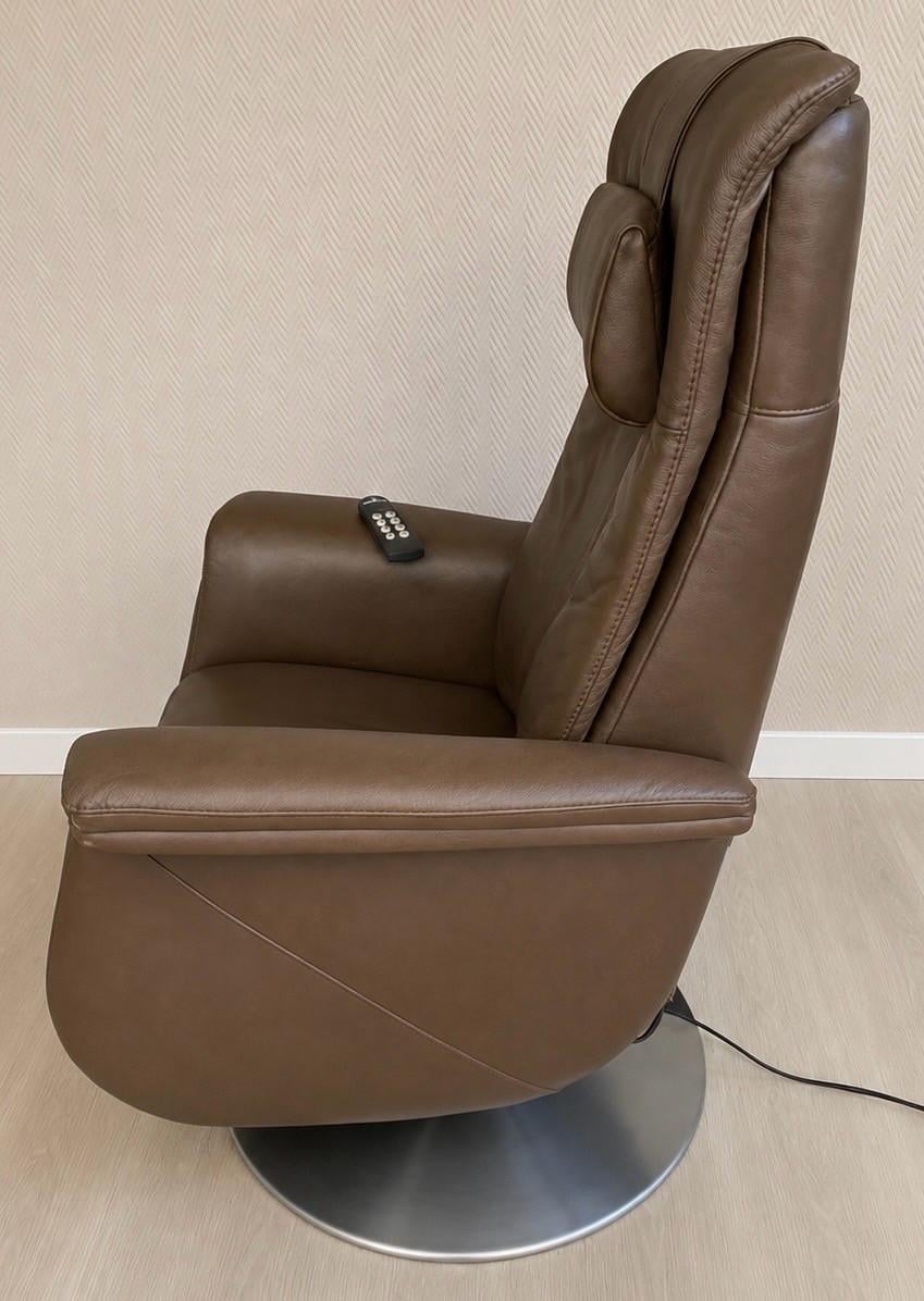 Prachtige Meubelzorg sta op stoel met massage functie, maat L/XL