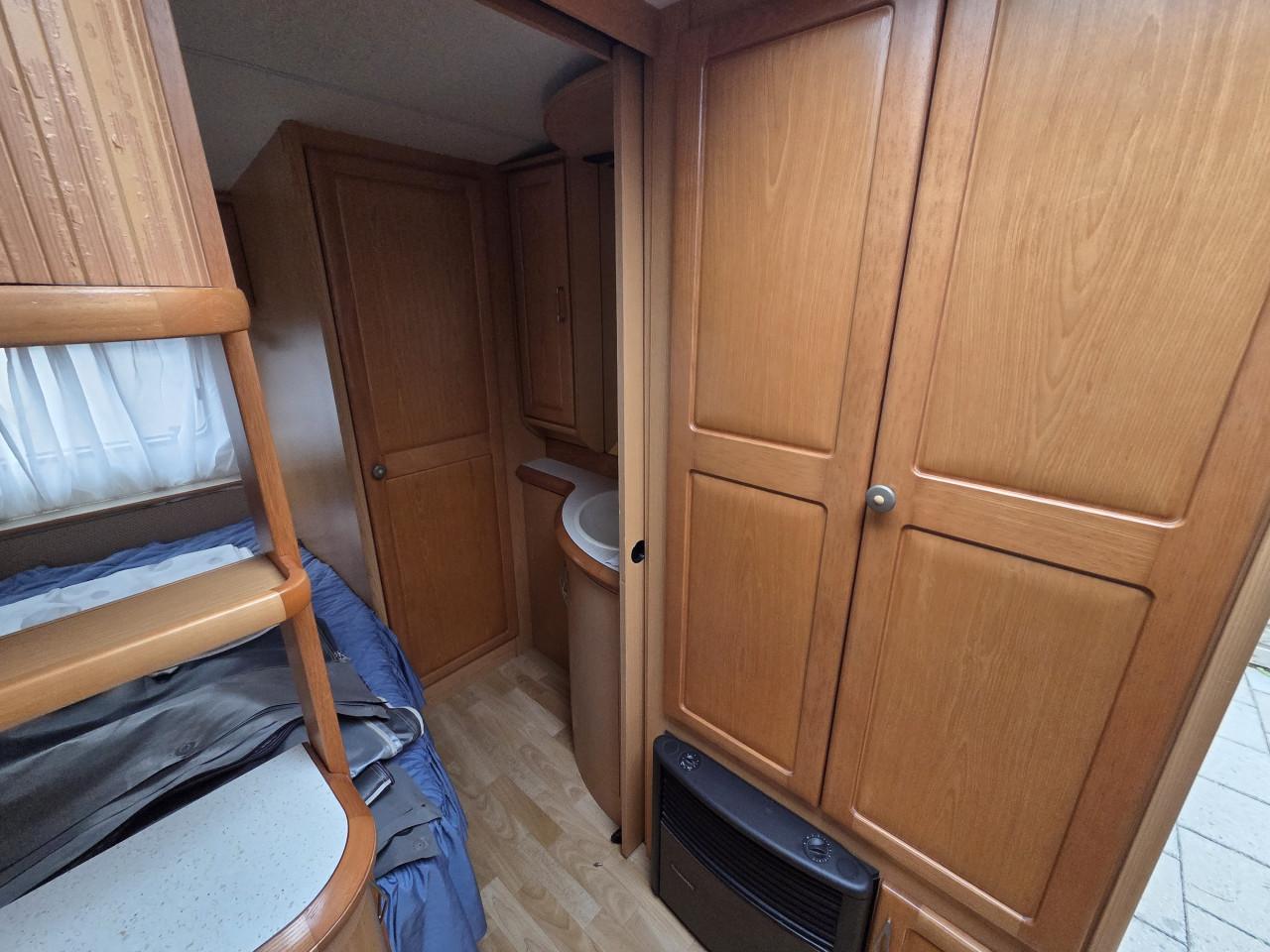 Hobby prestige 495 met voortent