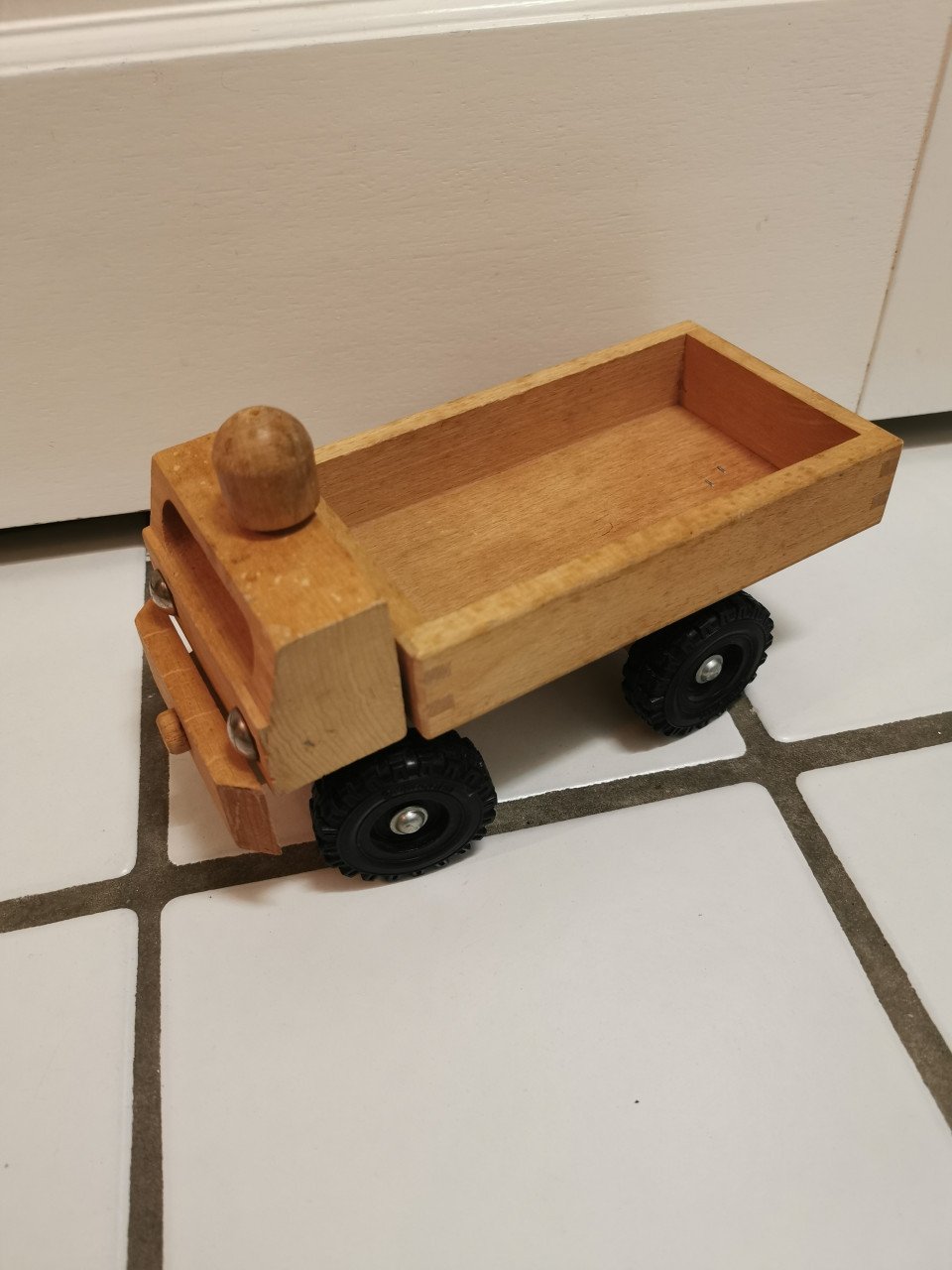 Houten vrachtwagentje