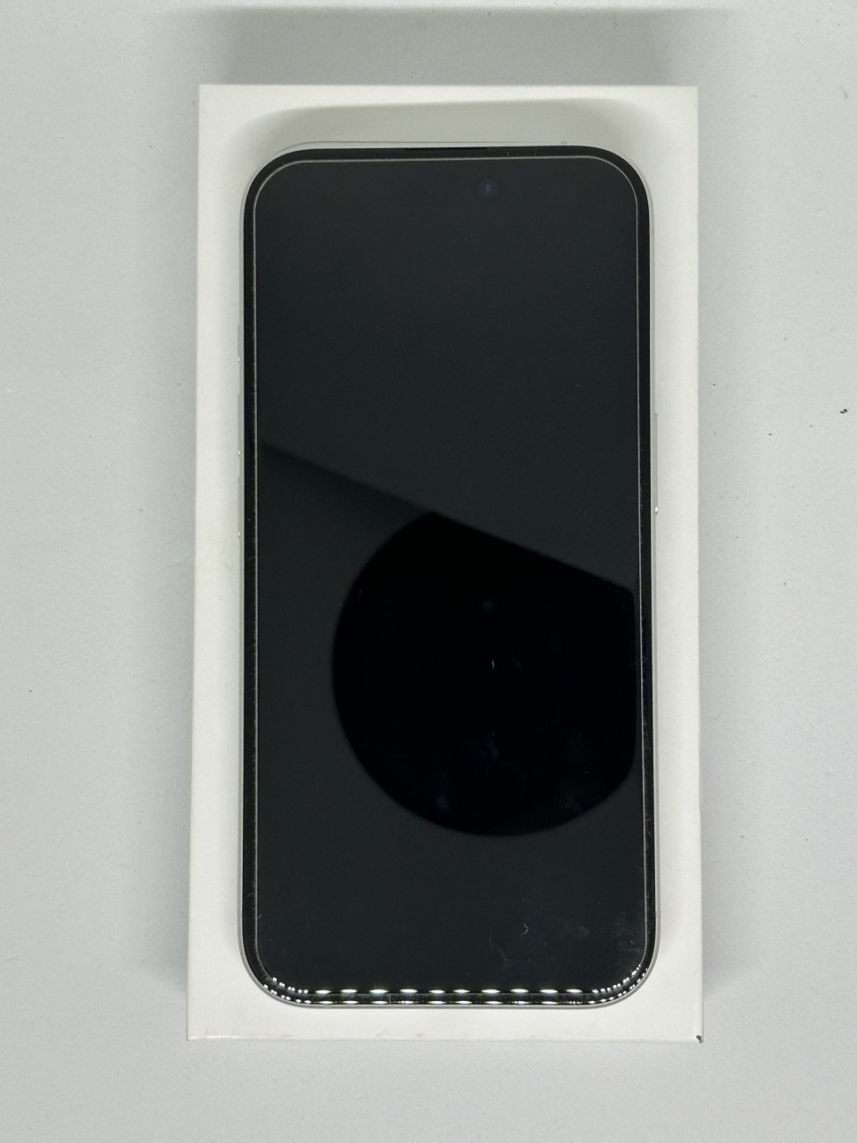 IPhone 16  wit  128GB