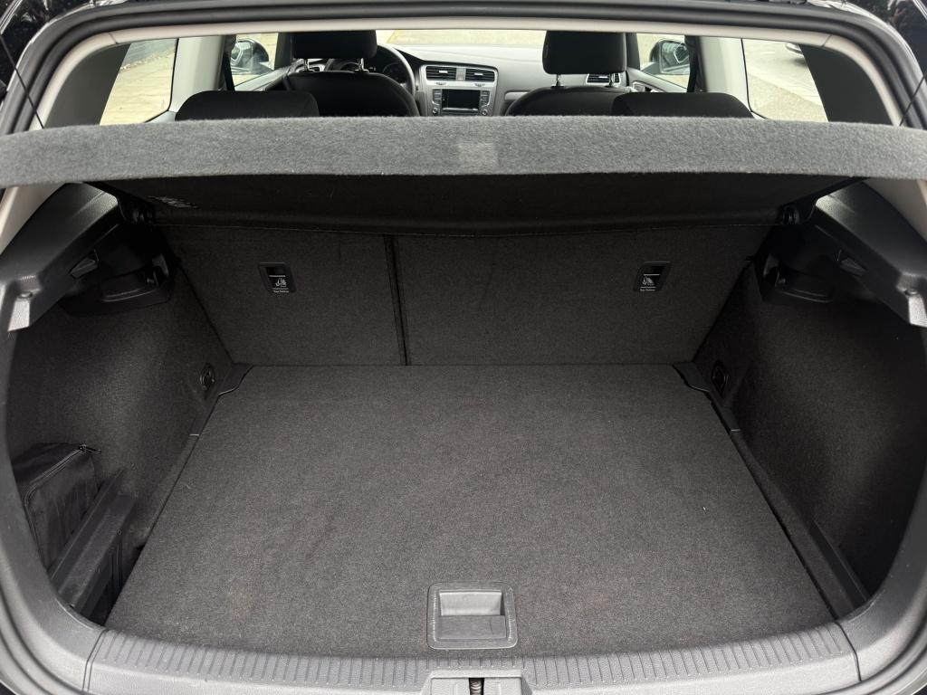 Volkswagen Golf 1.2 tsi easyline - goed onderhouden -