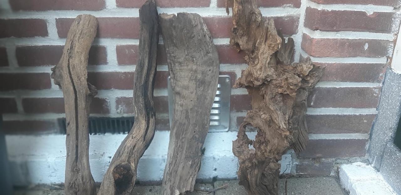 Aquarium 80x50 en 40x20, aqua pro4, decoratie, verwarming, gratis guppys