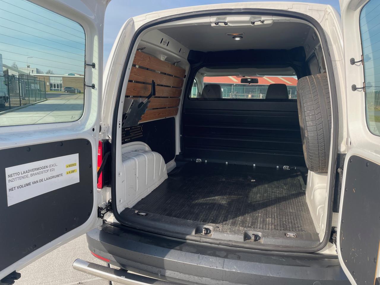 Bestelauto's te huur kilometer en borg vrij €70,- Incl BTW