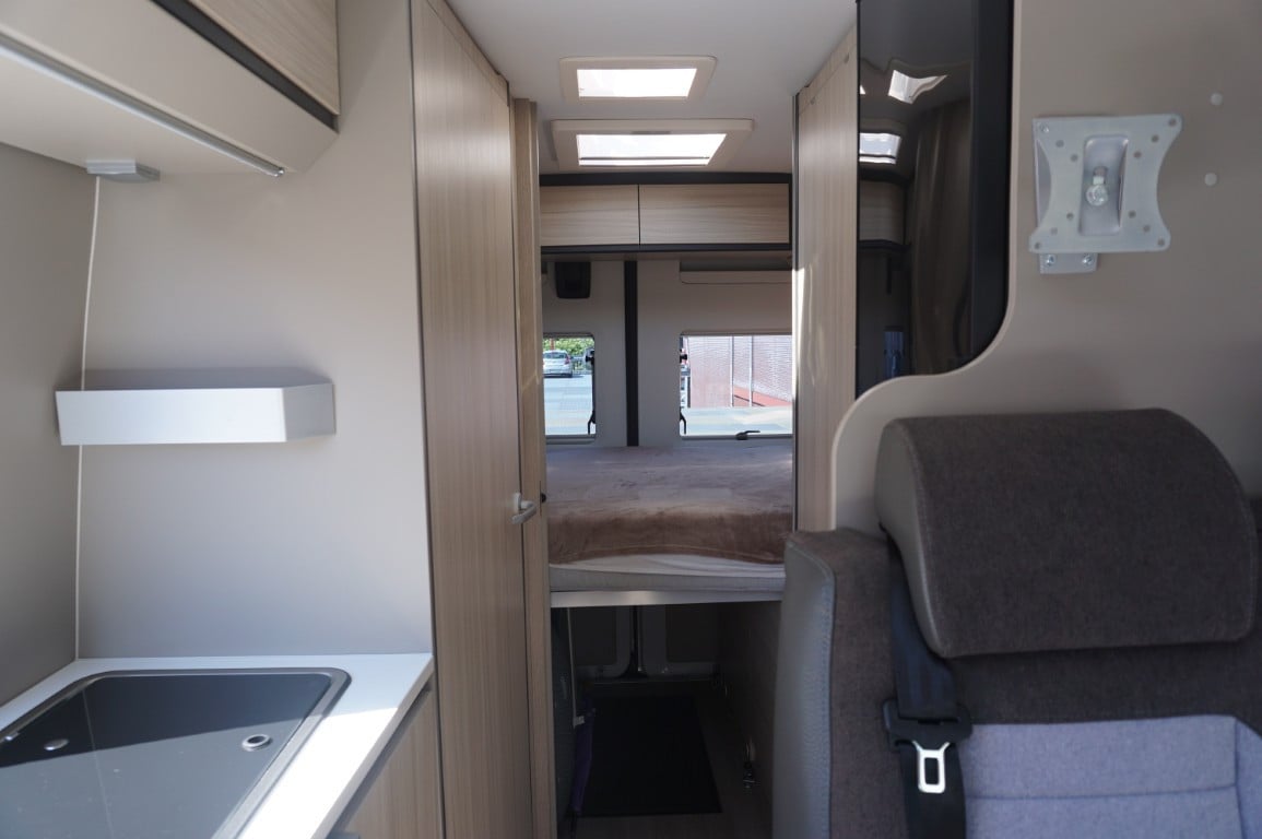Adria Twin 600 SPX Plus 10-2020 in zeer goede staat met 39.000km