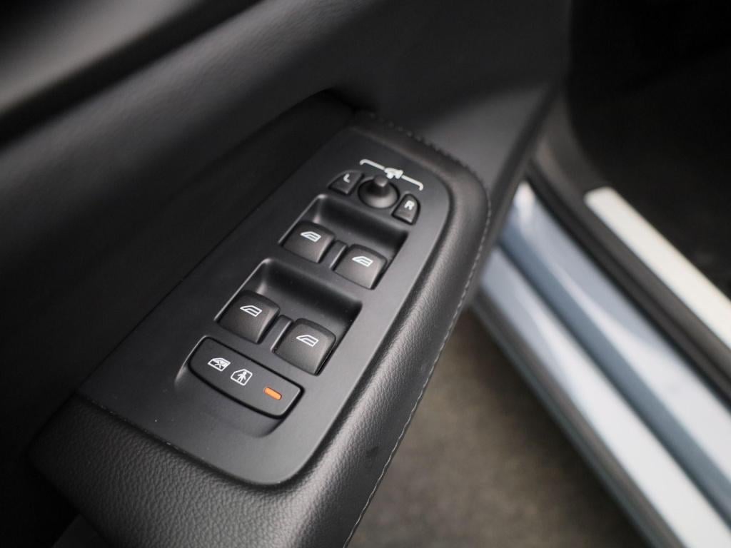 Volvo V60 b3 core dct | automaat | navigatie | virtual cockpit  | climate c