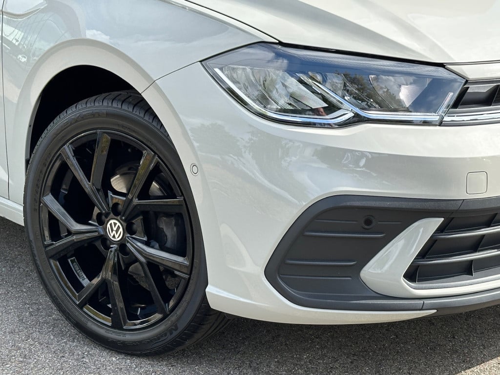 Volkswagen Polo 1.0 tsi life 95pk dsg | 17 inch | dode hoek | adapt. cruise