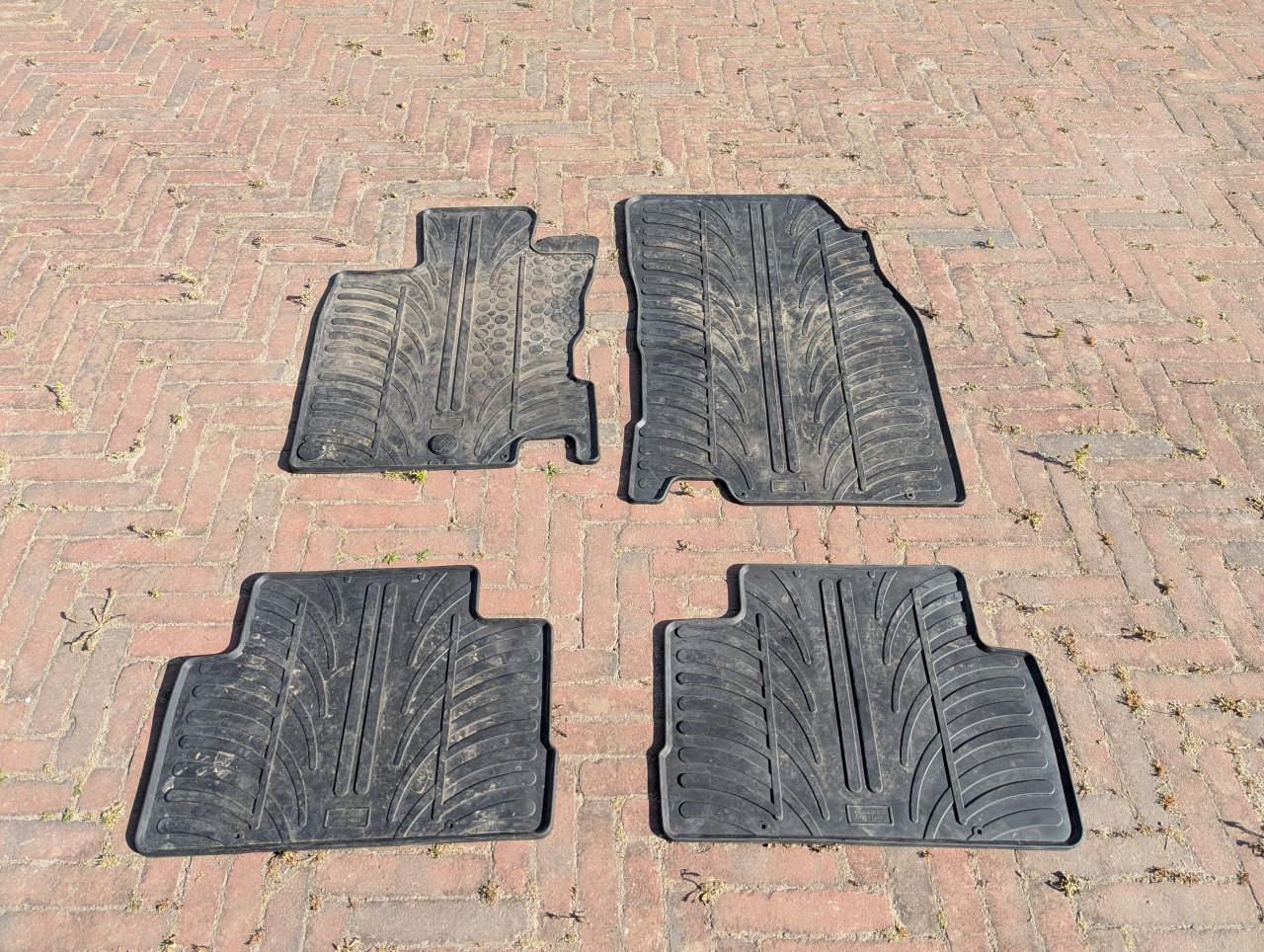 Mattenset Nissan Qashqai 2017-2021 rubber