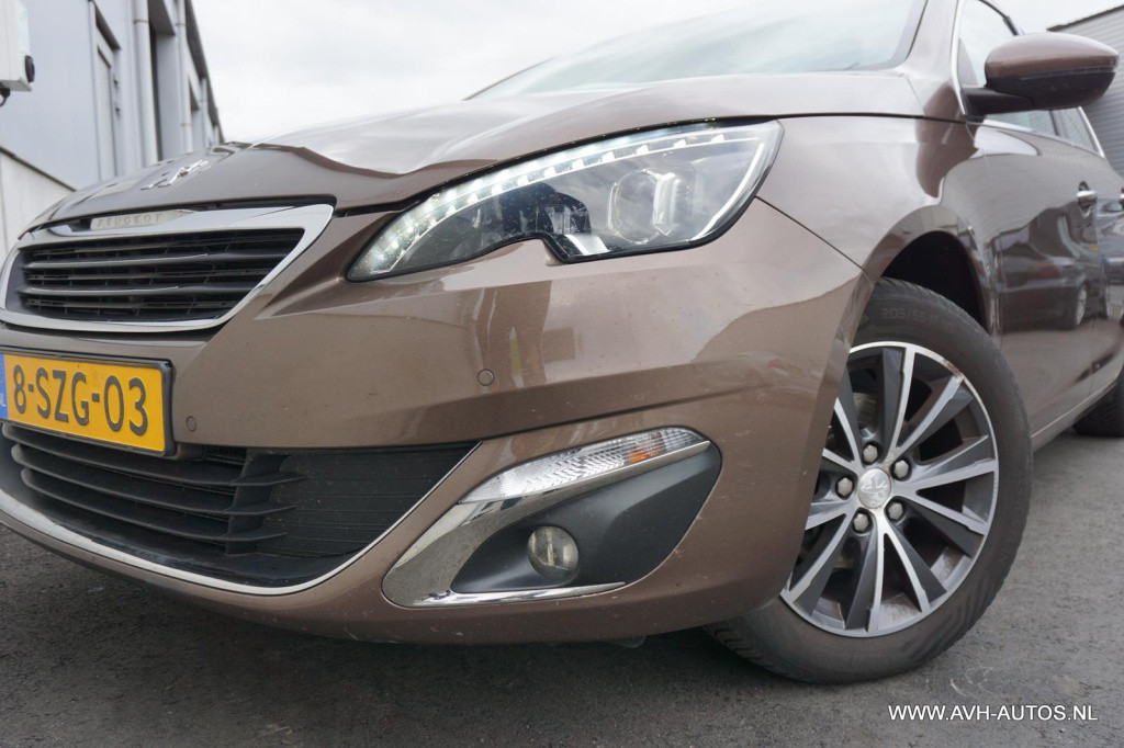 Peugeot 308 1.6 thp première