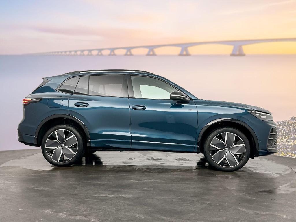 Volkswagen Tiguan r-line edition 1.5 ehybrid 200 kw / 272 pk suv 6 v