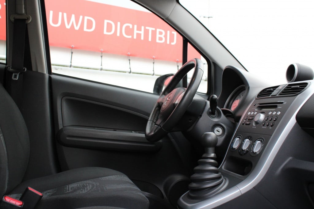 Opel Agila 1.0 edition