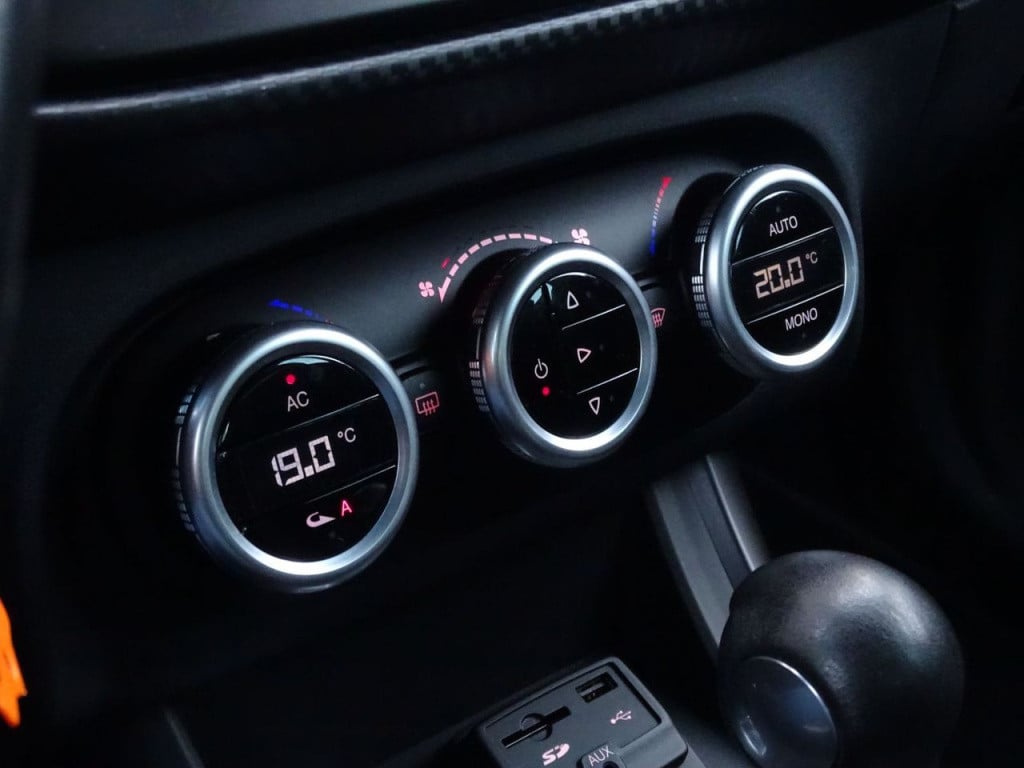 Alfa Romeo Giulietta 1.750 turbo veloce 240pk | sportstoelen | xenon