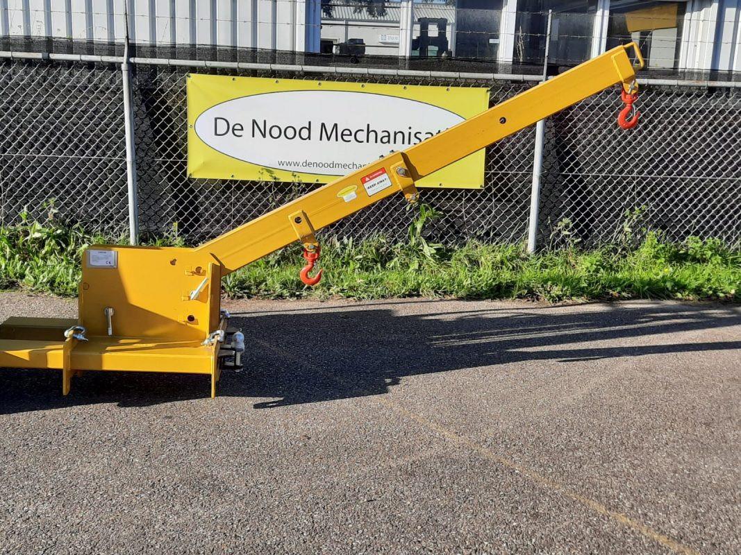 HEFTRUCK VERREIKER SHOVEL HIJS JIP, LASTARM VERSTELBARE 3 EN 5 TON