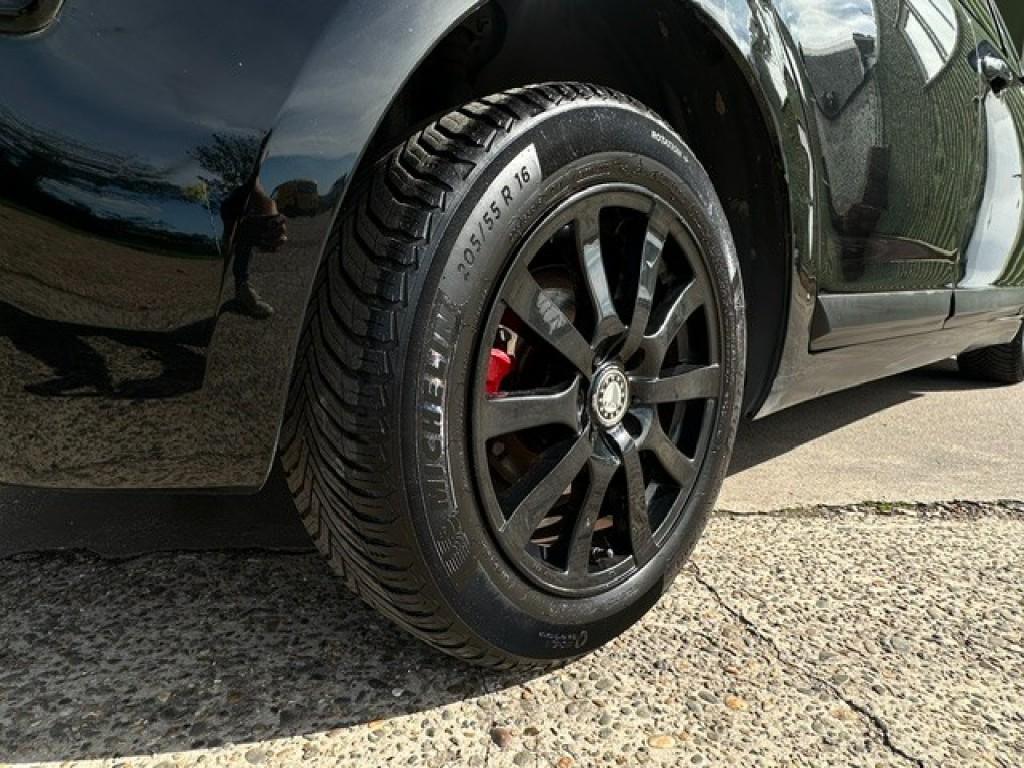 Citroen C4 1.4 - 16v image airco cruise trekhaak