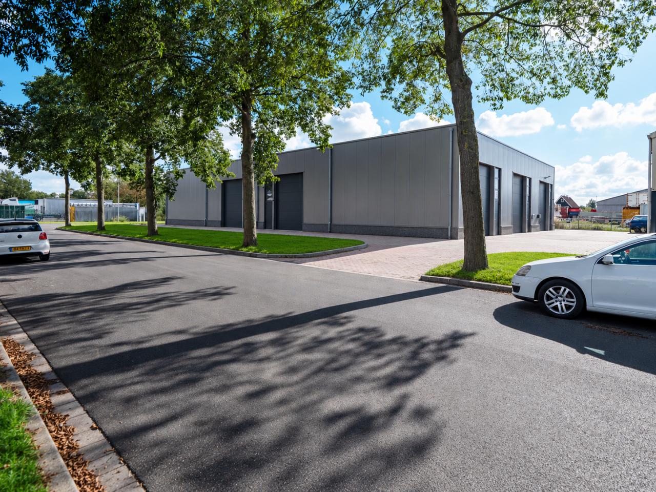 TE KOOP | Moderne bedrijfsunit in Middelburg