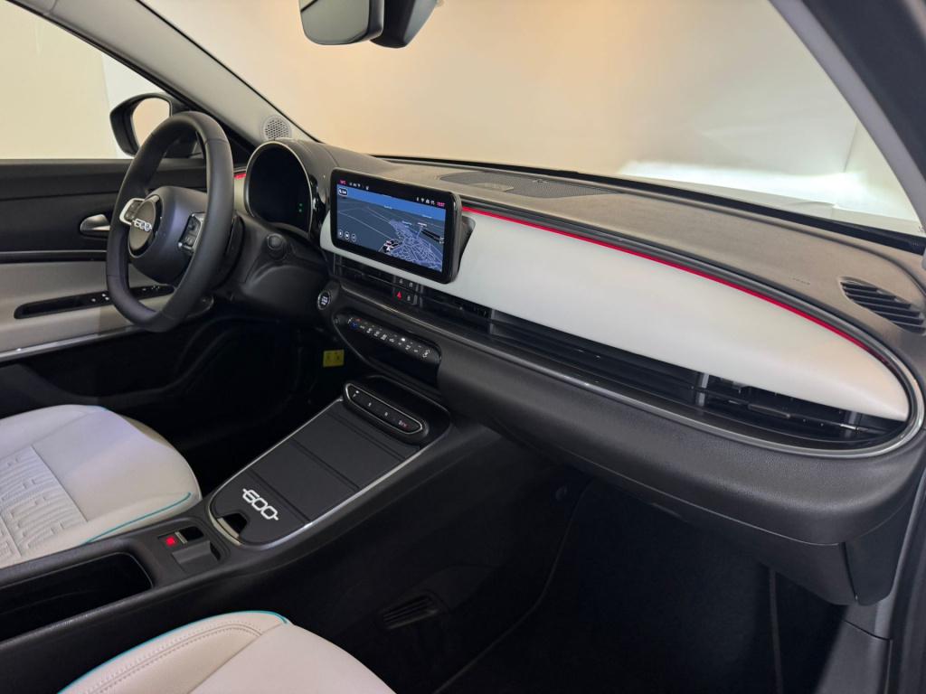 Fiat 600 1.2 hybrid la prima