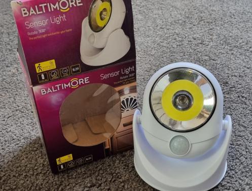 Voor de donkere dagen BALTIMORE SENSORE LIGHT -> NIEUW IN VERPAKKING