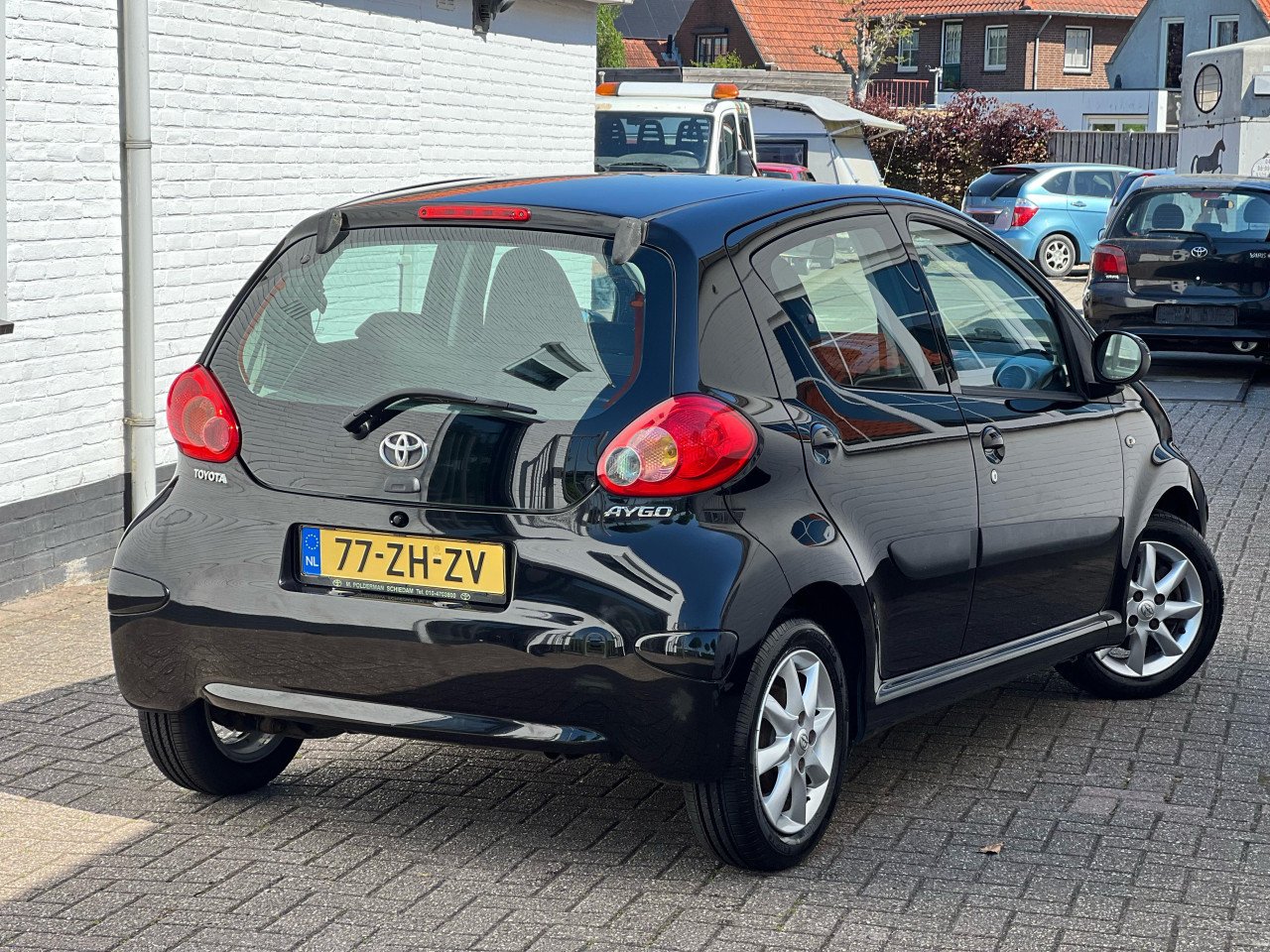 Toyota Aygo 1.0-12V + / Airco(ijskoud) APK 2/26