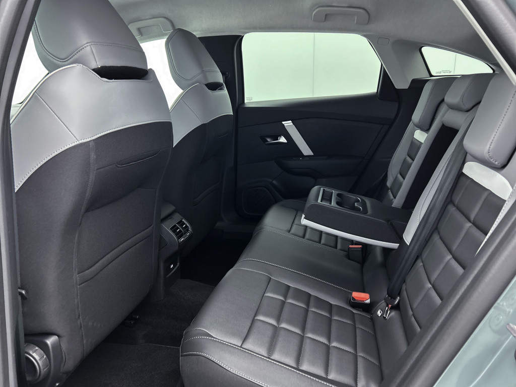 Citroen C4 hybrid 145pk automaat max