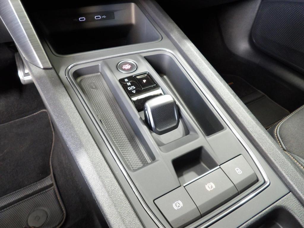 Cupra Formentor 1.4 e-hybrid 204pk dsg-6 adrenaline