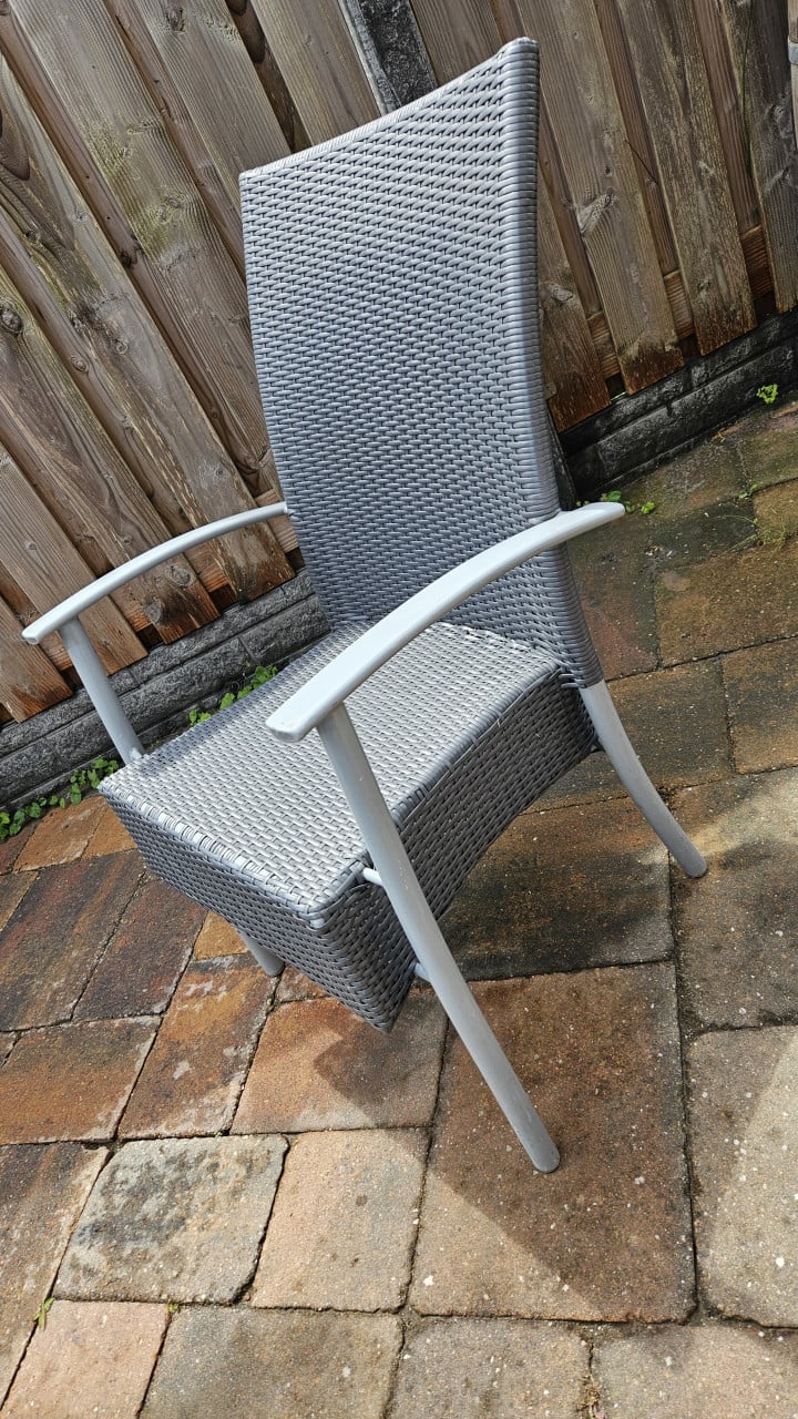 4 tuinstoelen met kussen