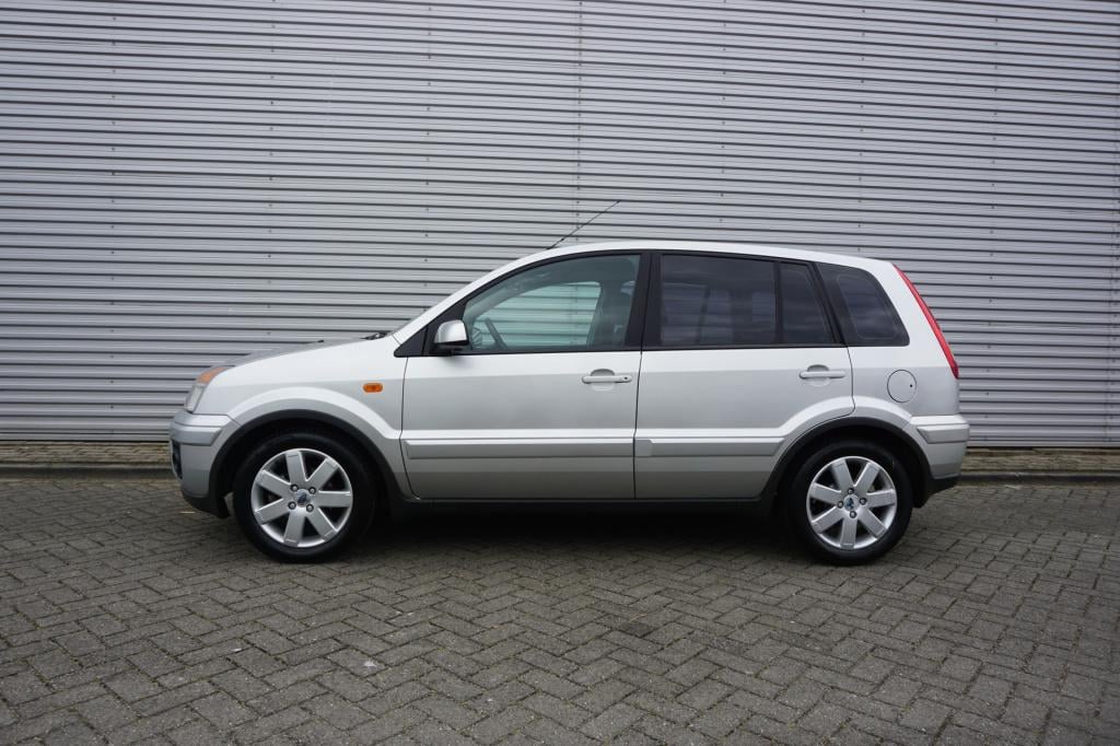 Ford Fusion 1.6-16v futura automaat - airco / navi / cruise / elektr. ramen