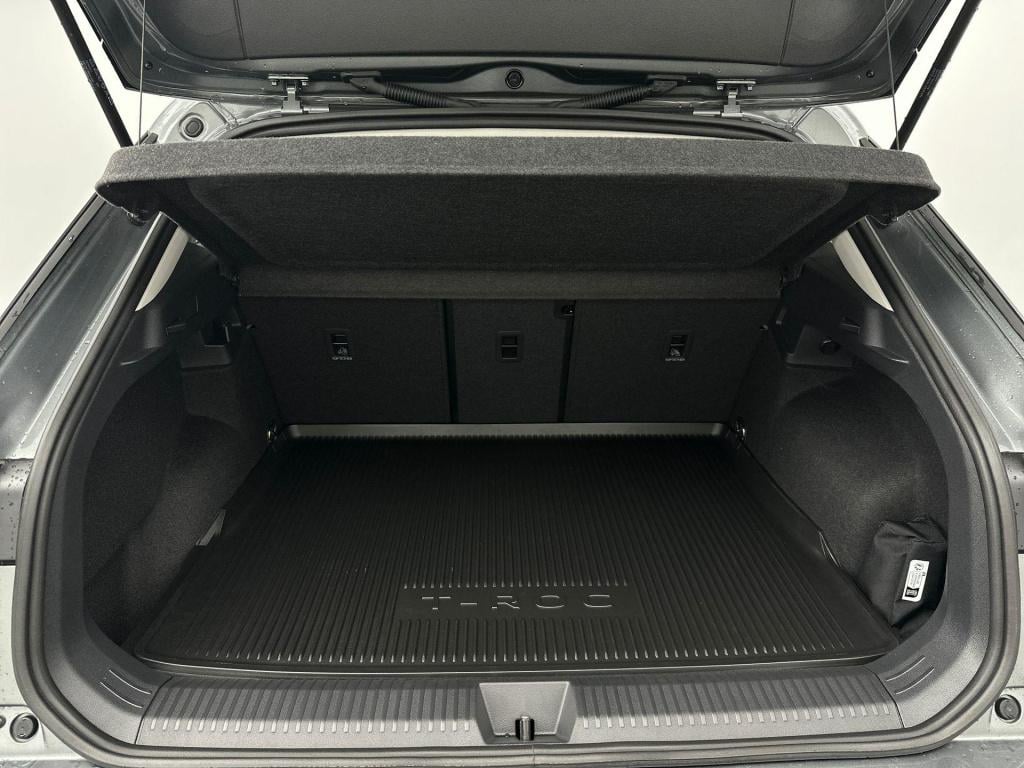Volkswagen T-roc 1.5 etsi limited edition