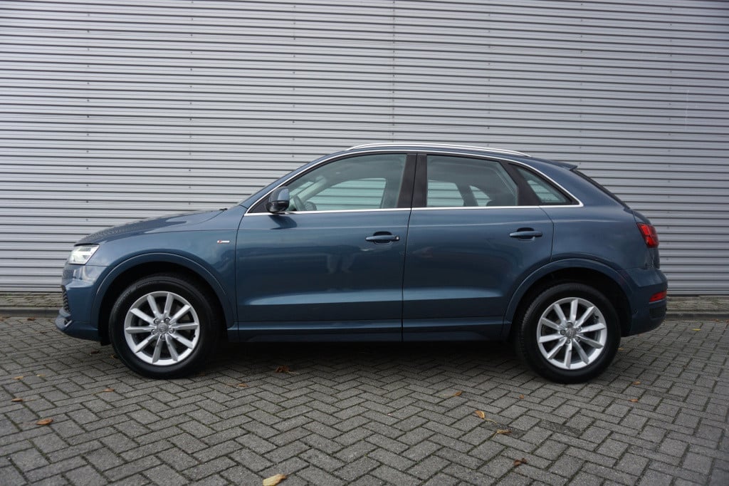 Audi Q3 1.4 tfsi cod adrenalin automaat - climate / navi / cruise / parkeer
