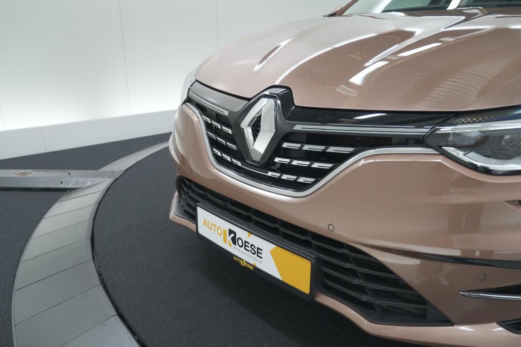 Renault Megane E-tech estate 1.6 plug-in hybrid 160 intens | stoelmassage |