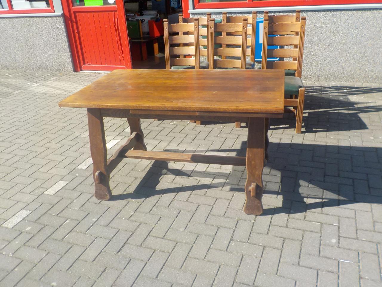 Stevige eiken verlengbare tafel 195 x 90 cm opruimprijs 15 euro
