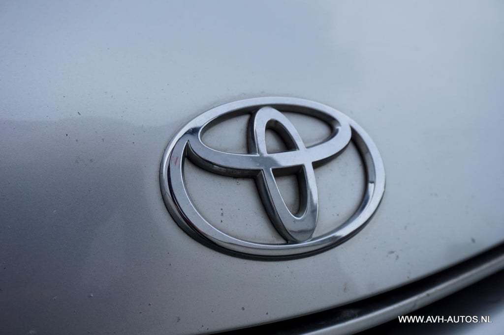 Toyota Prius 1.5 vvt-i