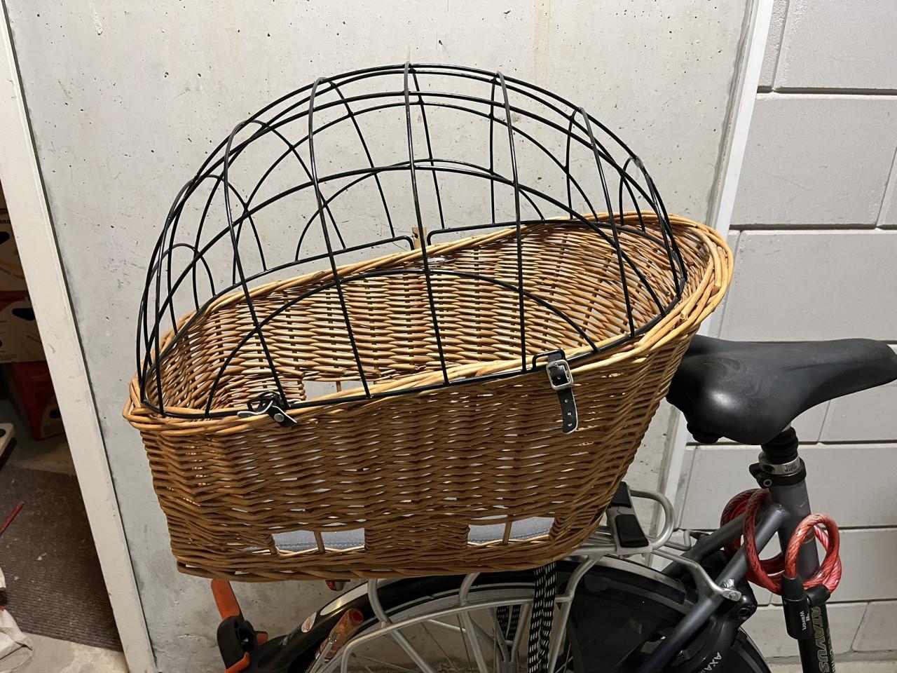 Hondenmand Basil maat 45