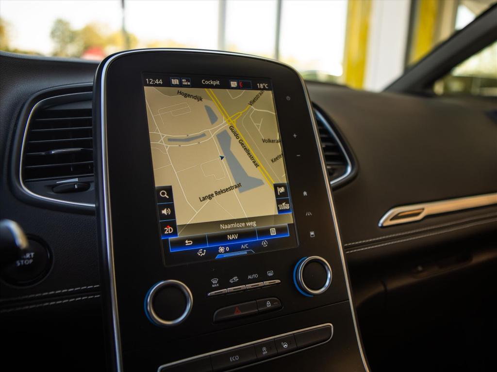 Renault Scenic 1.3 tce 140pk intens | trekhaak | navigatie | park. sensoren