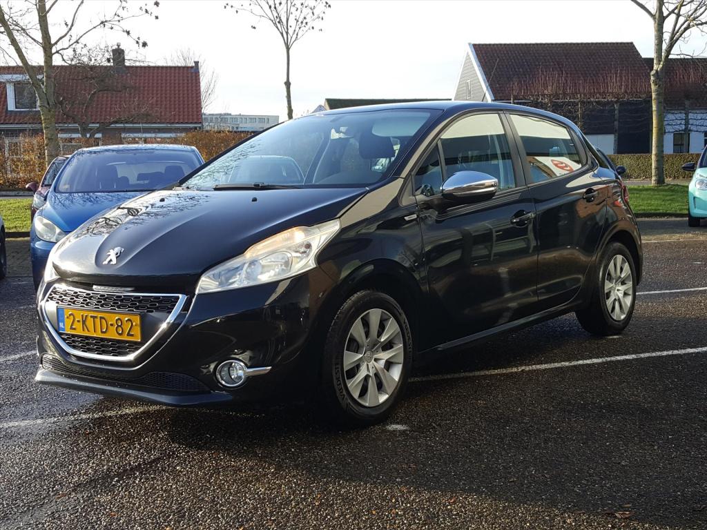 Peugeot 208 1.2 vti 82pk 5d urban soul navigatie | cruise control | airco |