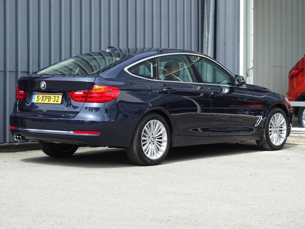 BMW 3-serie gran turismo 328i xdrive high executive | hud | el. trekhaak | 