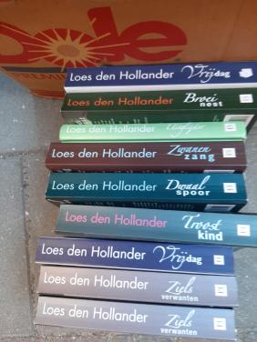 Loes den hollander
