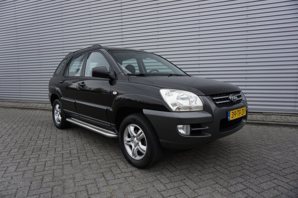 Kia Sportage 2.0 cvvt executive airco / cruise / elektr. ramen / trekhaak /