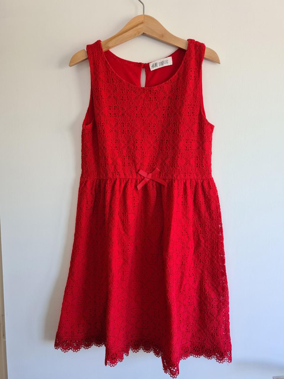 Rood kant jurkje van H&M Maat 134-140