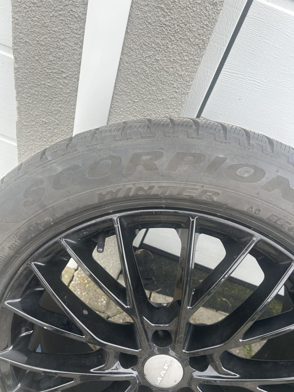 Winterbanden op velg 19inch Skoda/VW/Audi