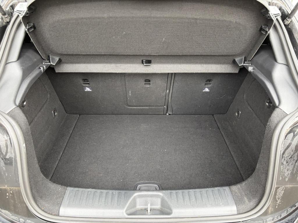 Mercedes-Benz A-Klasse 180 amg night edition plus