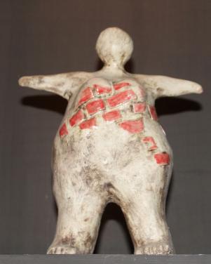 "de Dikke Dame" Keramieken beeld