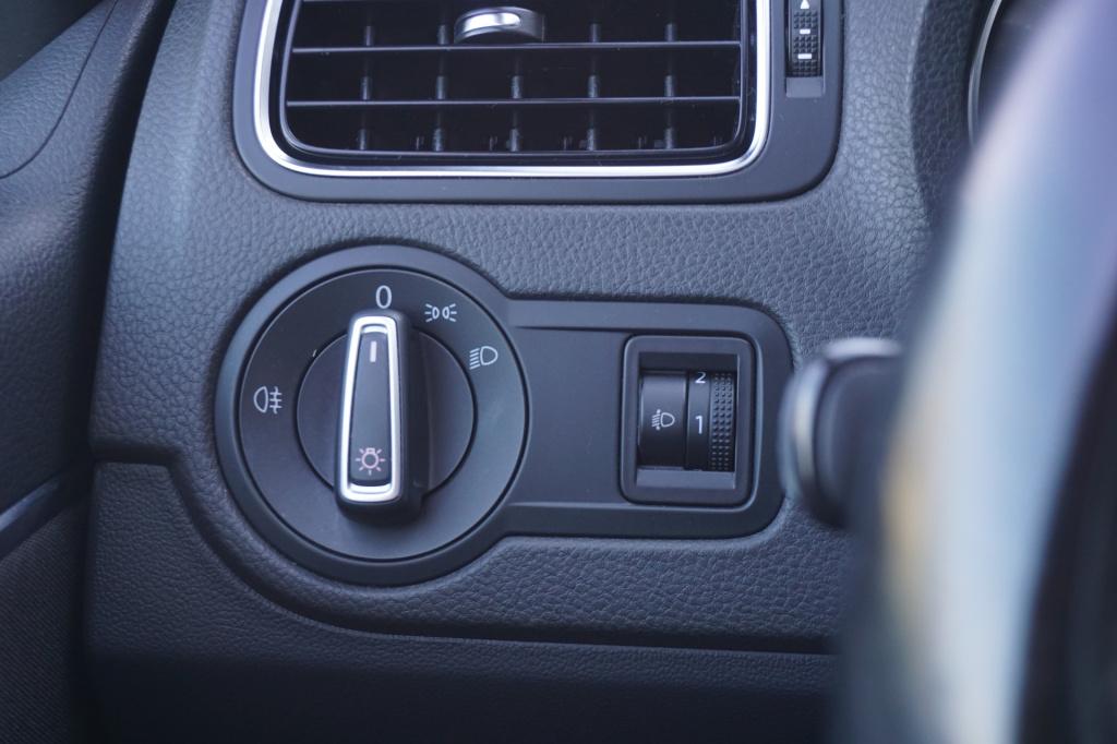 Volkswagen Polo 1.2 tsi comfortline - airco / elektr. ramen / lm velgen