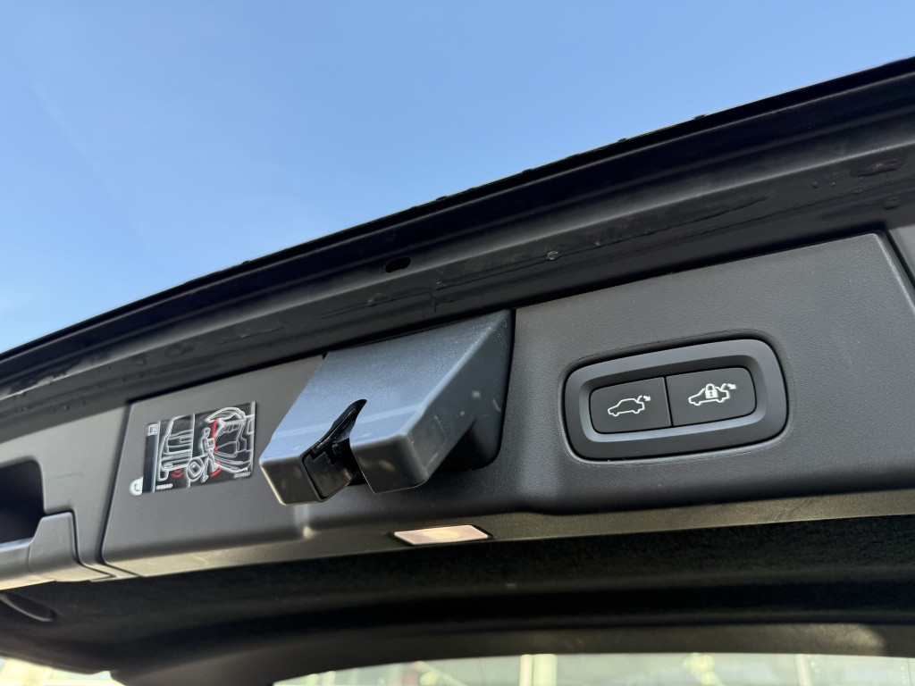 Volvo V90 t6 398pk recharge plus dark| panodak| adap.cruise| 360camera| aw