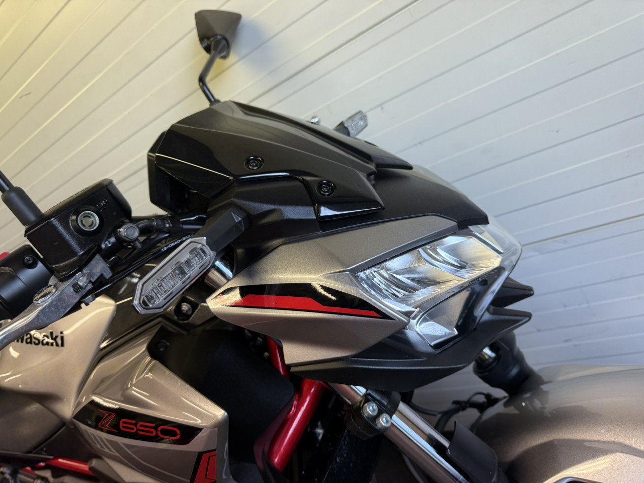 Zeer nette en jonge Kawasaki Z650 incl. beurt en garantie!
