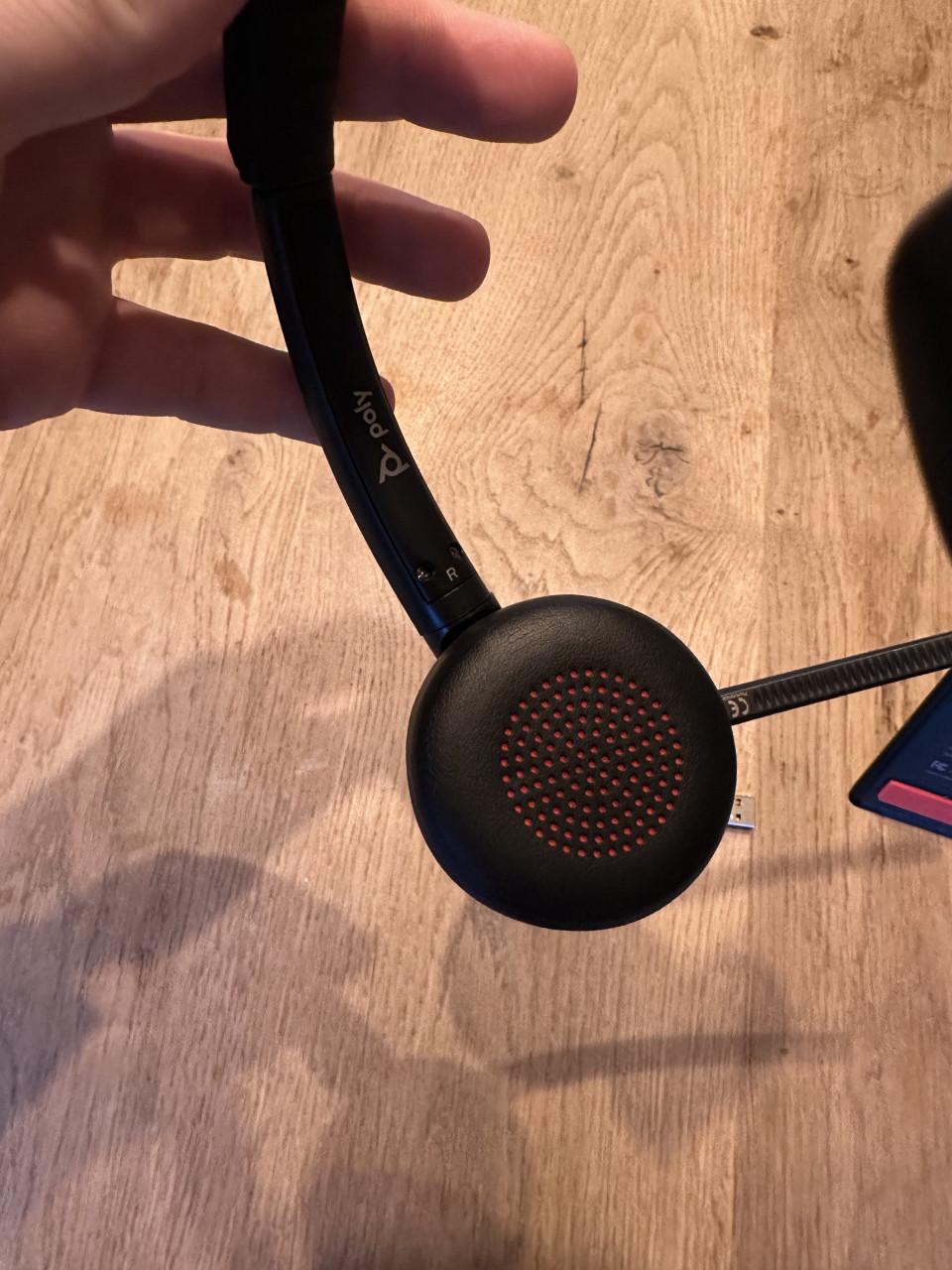 Plantronic Poly Savi 8200 Headset met oplaadstation