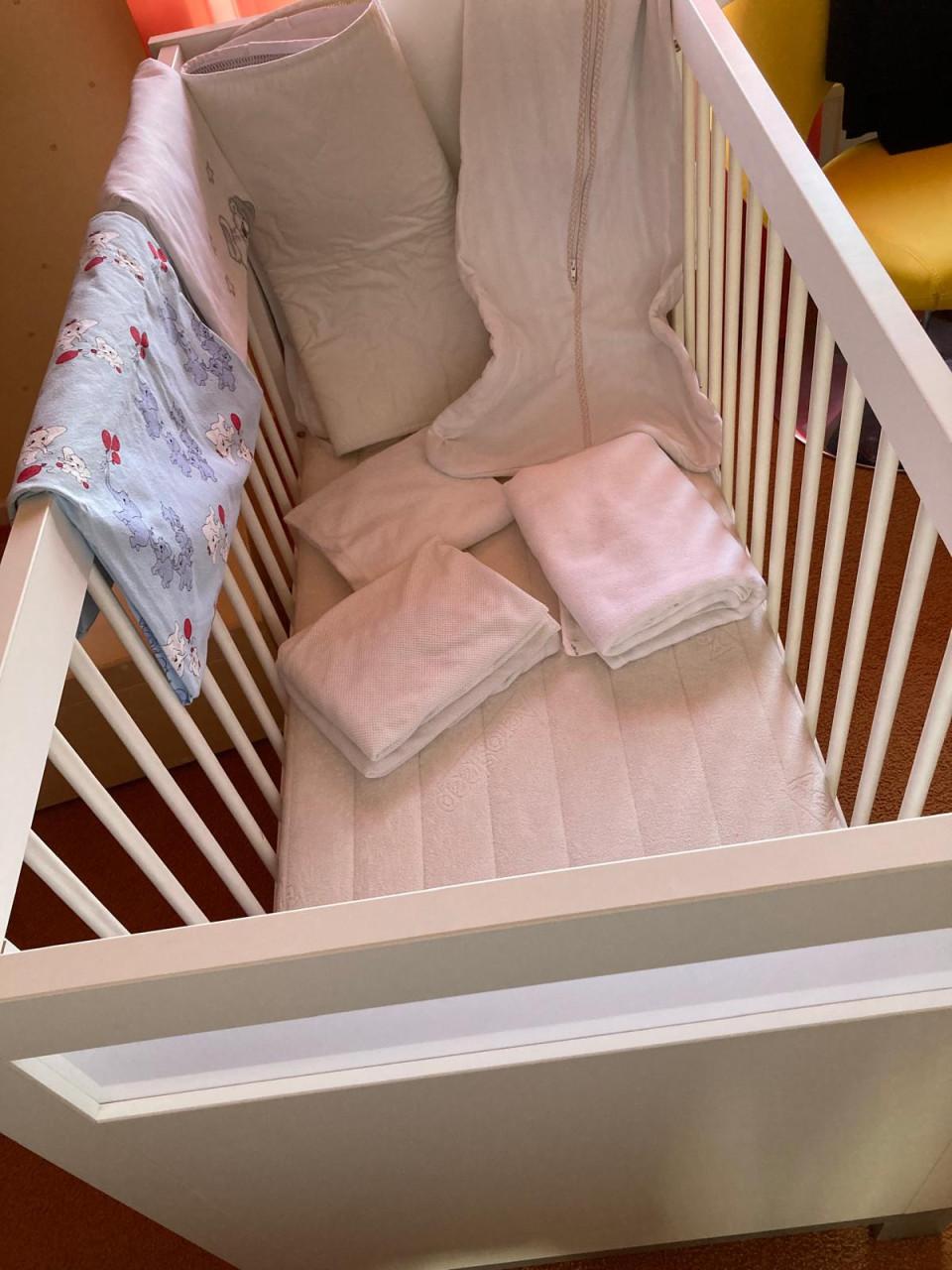 Ledikantje met matras