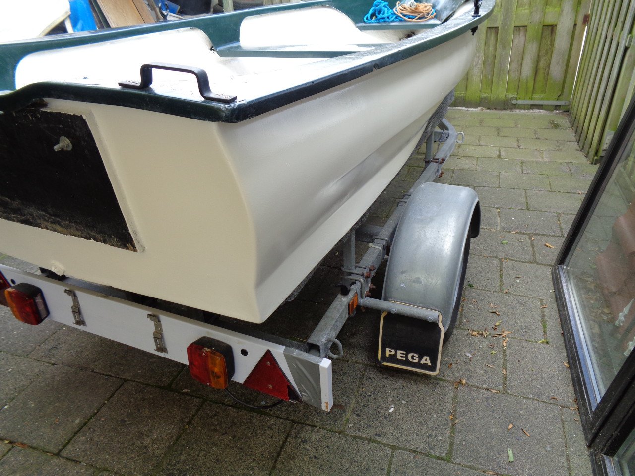 Roei/visbootje Placom 340