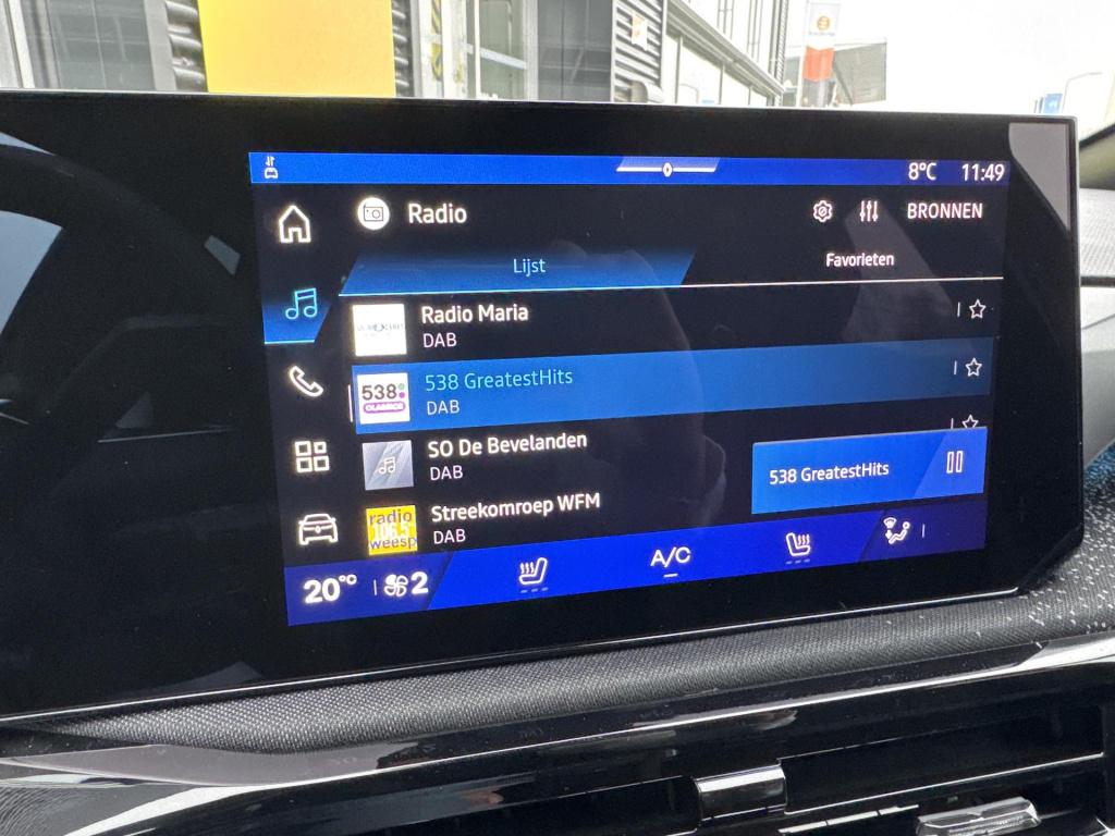 Renault Clio new 1.8 hybrid 160 techno pack première, direct leverbaar!!